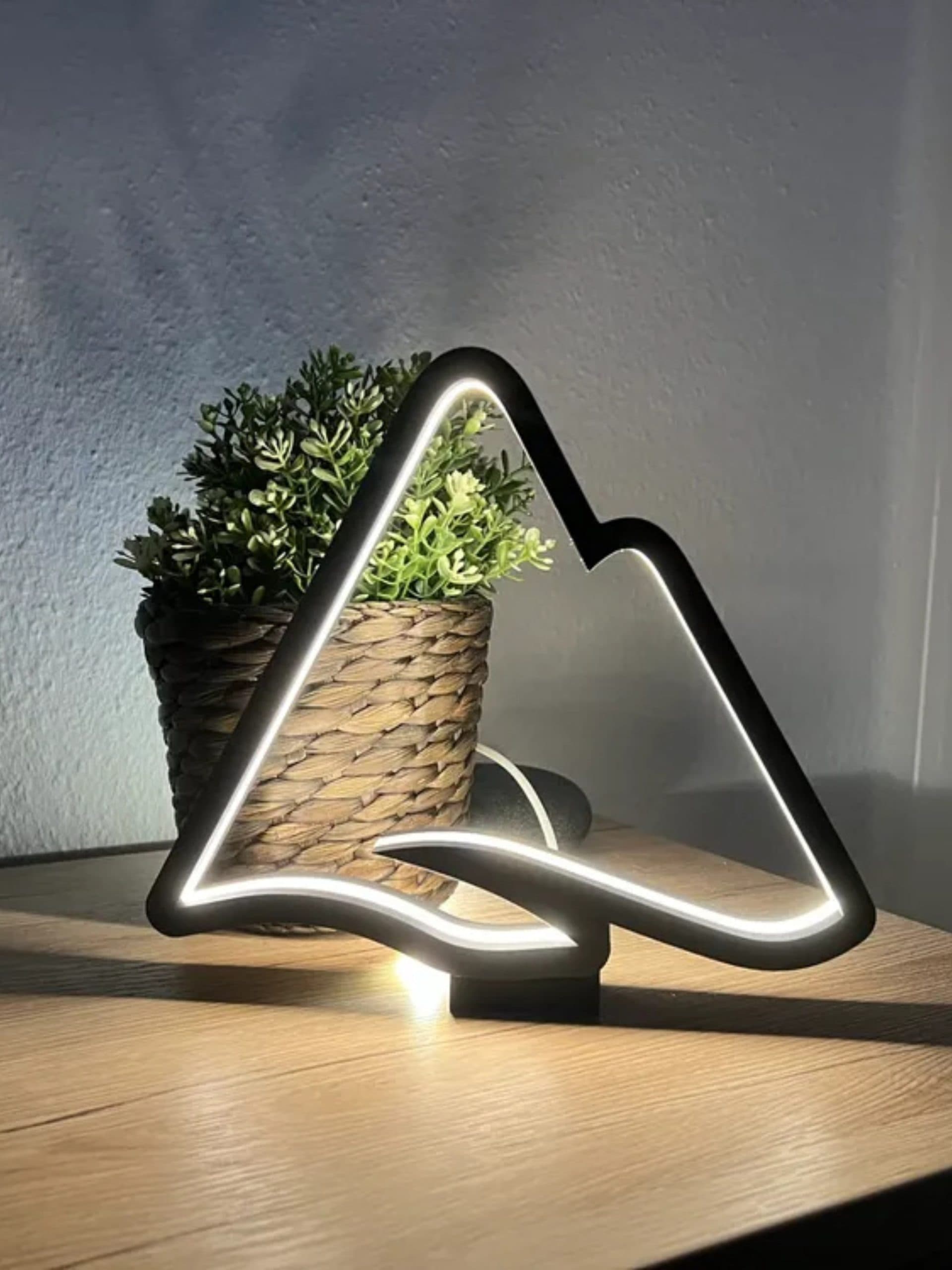 Mountain Lamp (3D Printed)