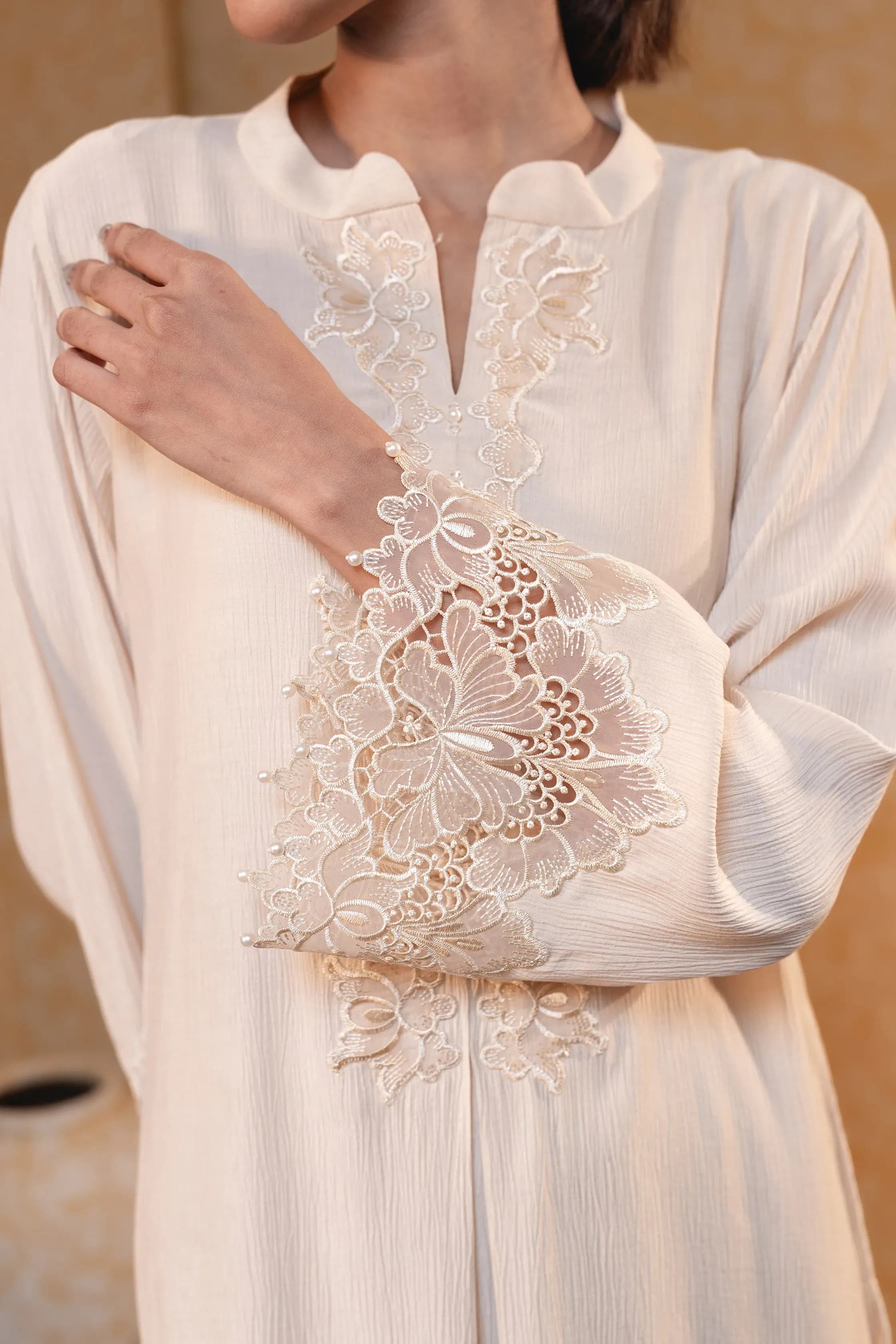 Ivory Noor Embellished Co-Ord Set - Image 4